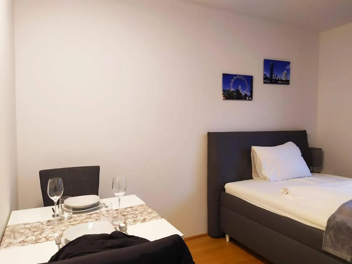 Cosy Park Apartment City Center Vienna 0*,  Austria